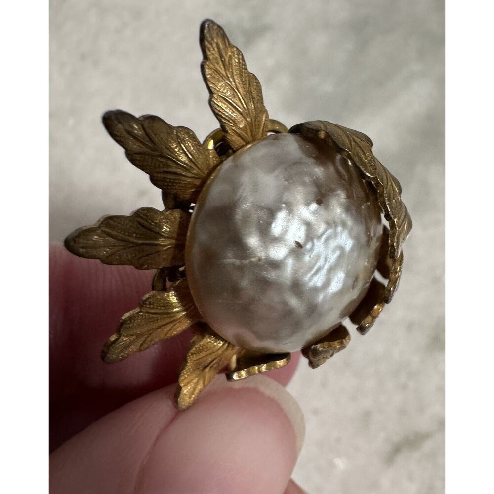 Vintage Miriam Haskell Signed Gold Tone Glass Pearl Sunflower Hat Stick Pin - Picture 5 of 7